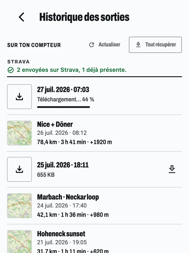 Historique des sorties : des sorties encore sur le compteur avec un bouton pour tout télécharger, et une note indiquant que deux sont parties sur Strava et qu'une y était déjà.